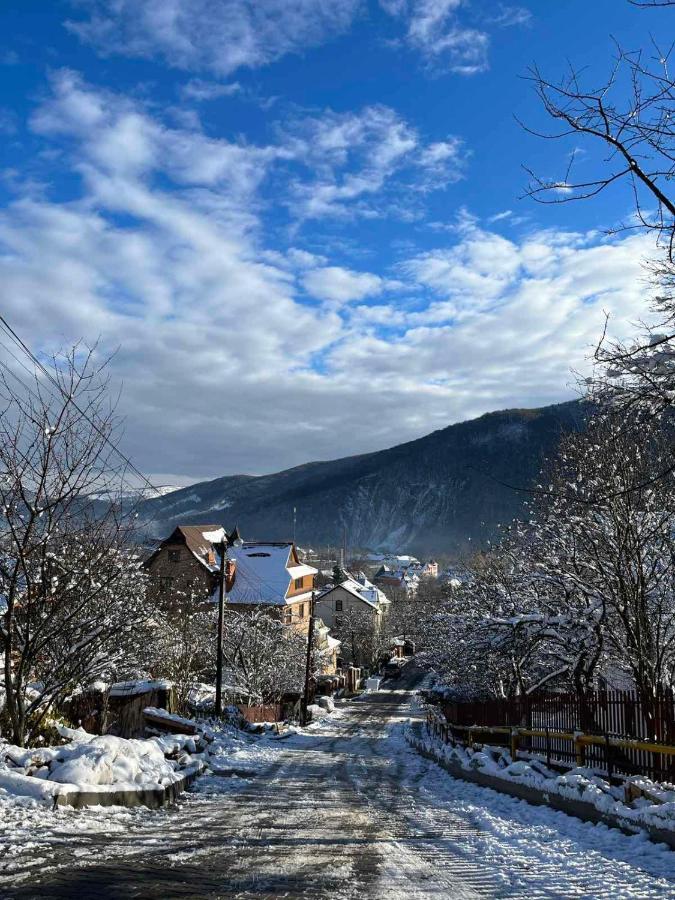Hotel Na Velykim Jaremče Exteriér fotografie